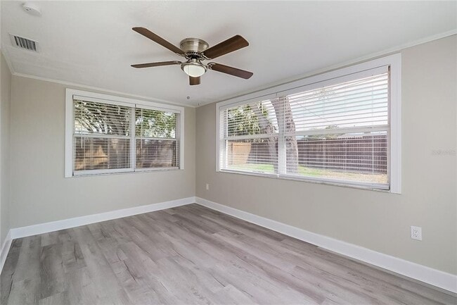 Building Photo - 12906 Kings Manor Ave