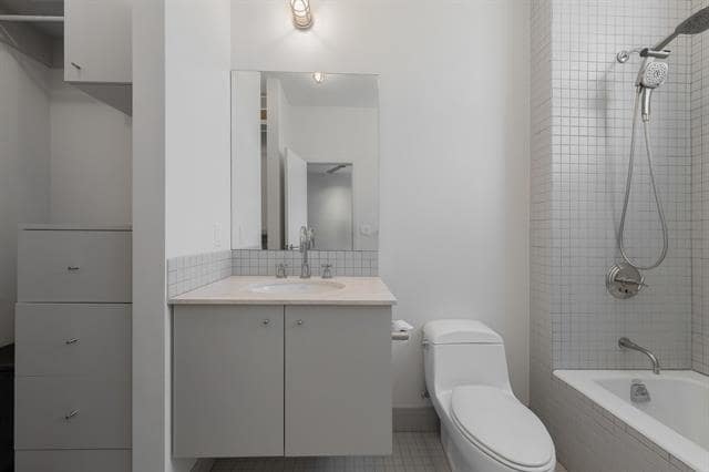 Building Photo - 4001 Bowser Ave