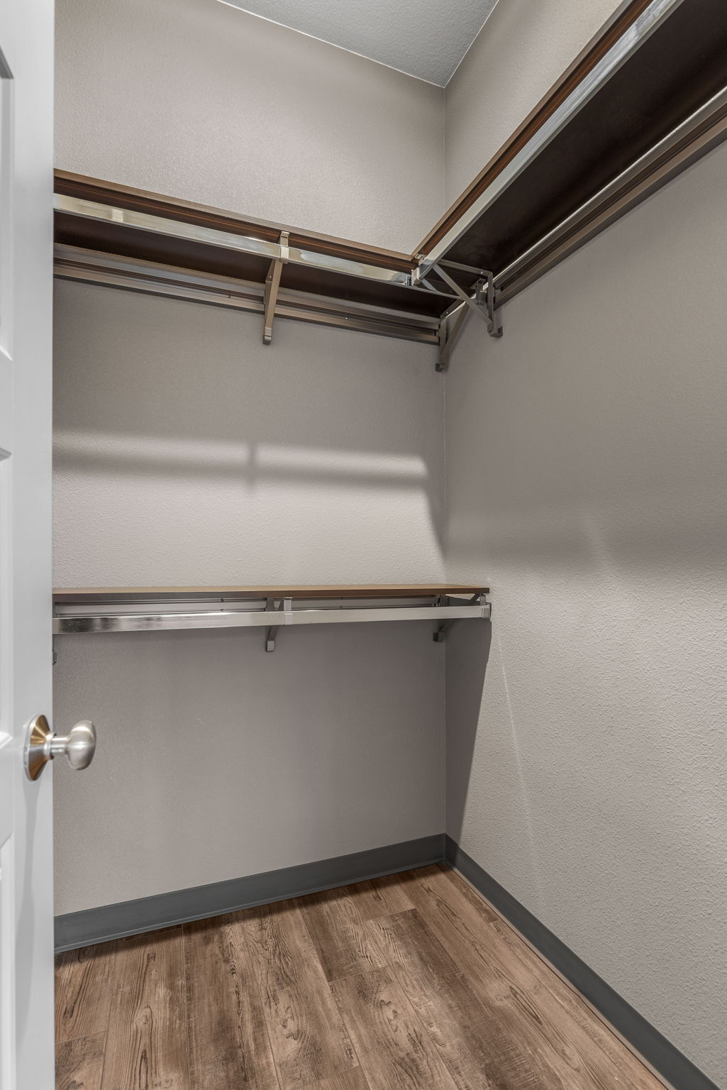 Building Photo - 901 9th St