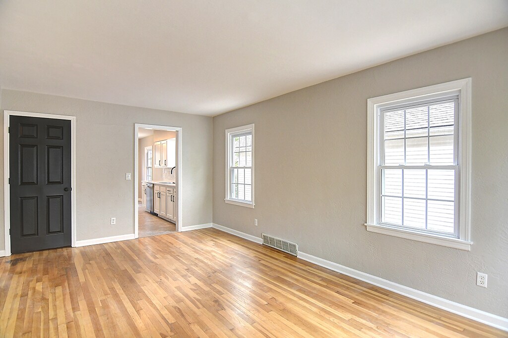 Building Photo - 2212 Fauver Ave