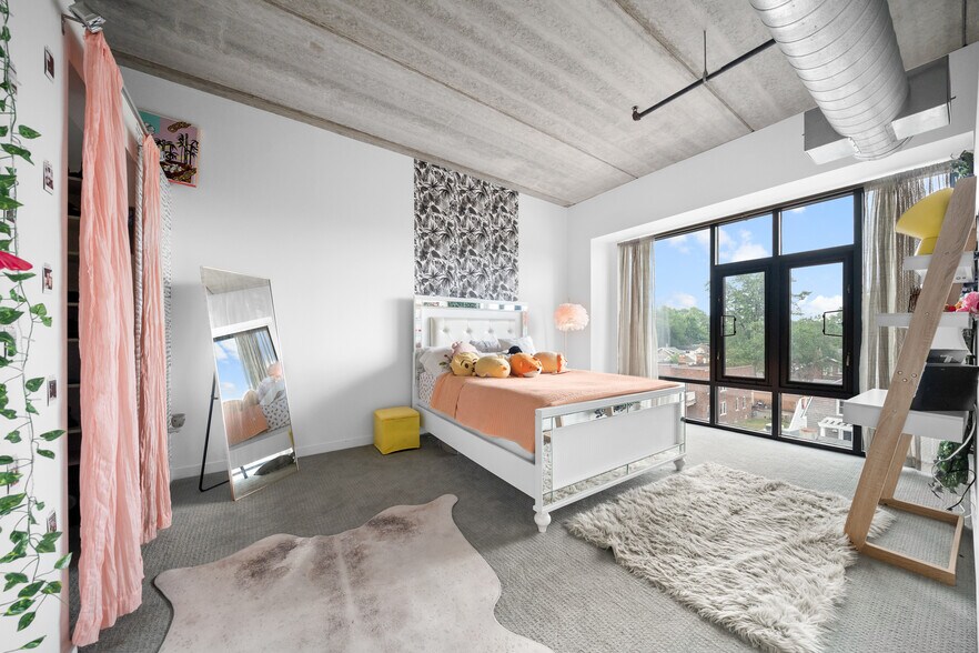 Building Photo - 101 Curry Ave