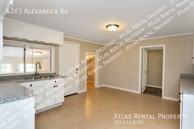 Building Photo - 4263 Alexander Rd