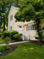 Building Photo - 181 Crystal Lake Rd