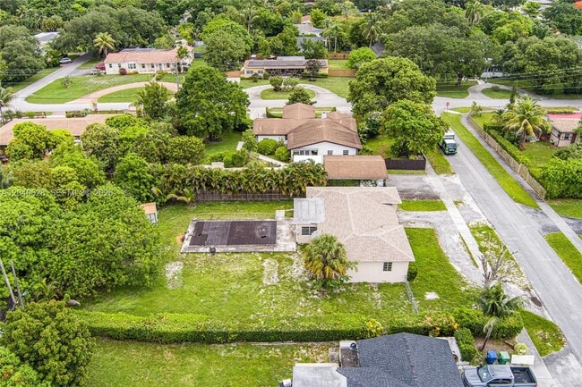 Building Photo - 13020 NW 1st Ave