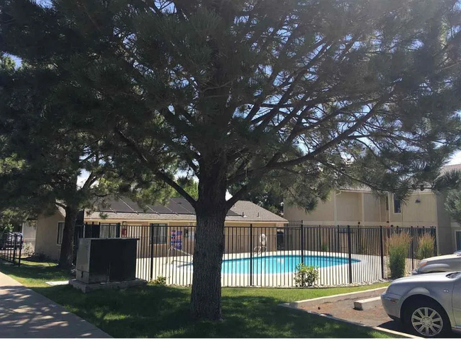 Building Photo - 3855 E Leonesio Dr
