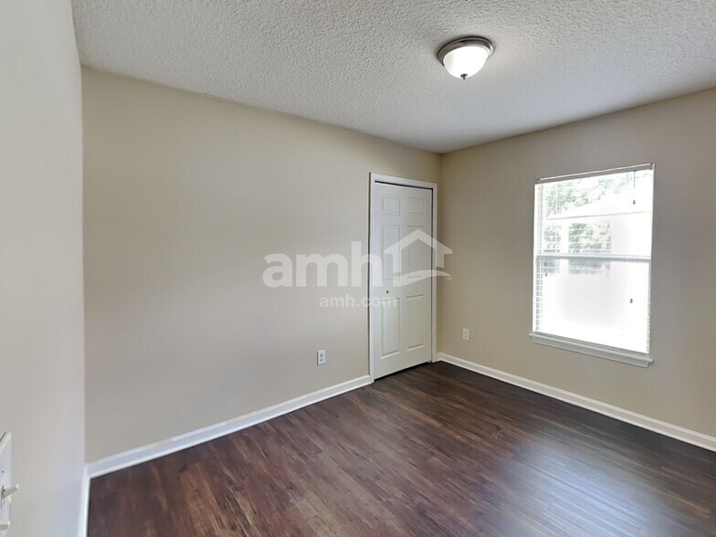 Building Photo - 6126 Sage Willow Way
