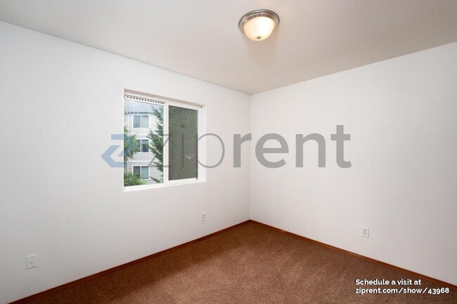 Building Photo - 19418 22nd Ave SE