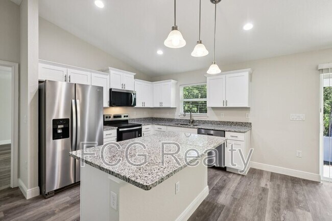 Building Photo - 10687 N Adler Dr