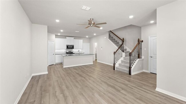 Building Photo - 3720 Paradise Way