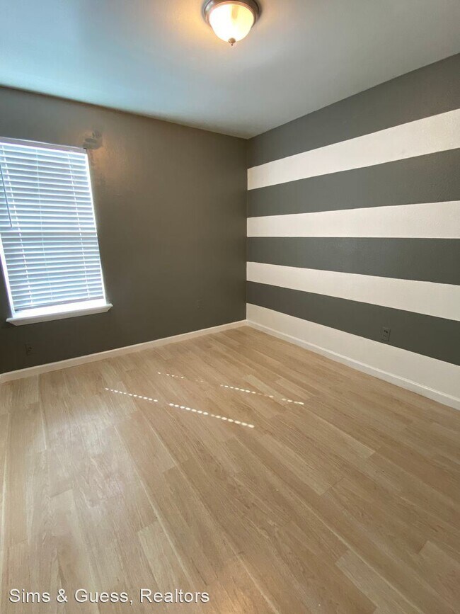 Building Photo - 4 br, 2 bath House - 5403 Lancaster