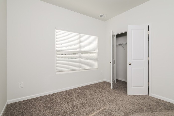 Building Photo - 316 Augustine Dr