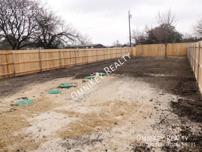 Building Photo - 8071 County Rd 436