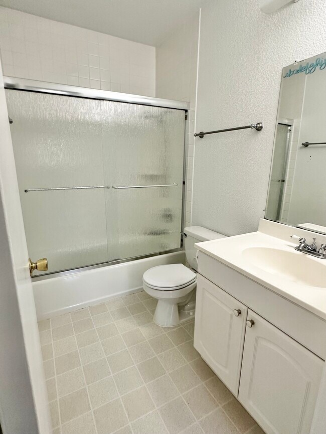 Building Photo - 9505 Easter Way