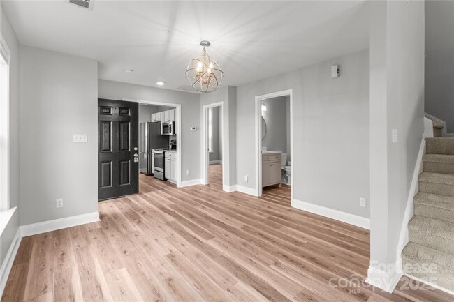 Building Photo - 17331 Villanova Rd