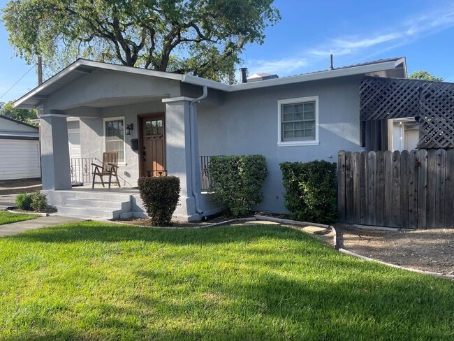 Building Photo - TENTATIVELY RENTED 2 Bedrooms, 1 Bathroom Charmer Near Downtown Napa