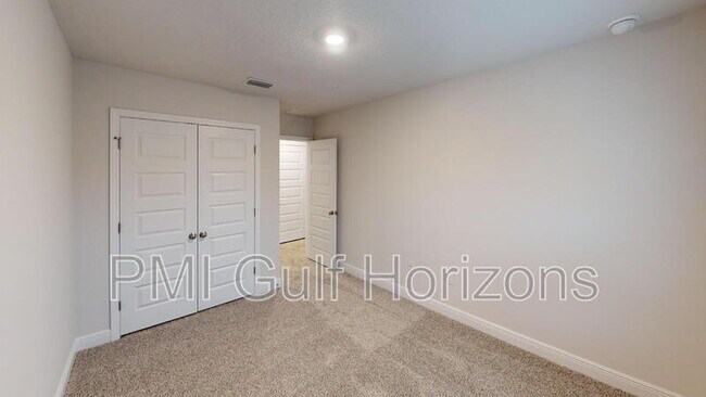 Building Photo - 710 Giese Ln