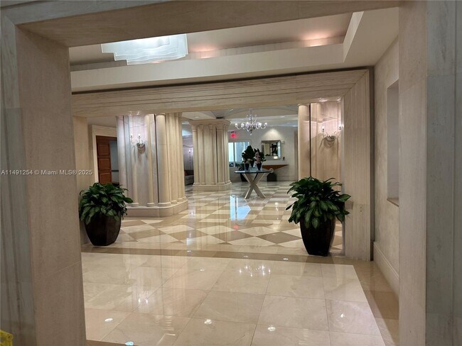 Building Photo - 150 Sunny Isles Blvd
