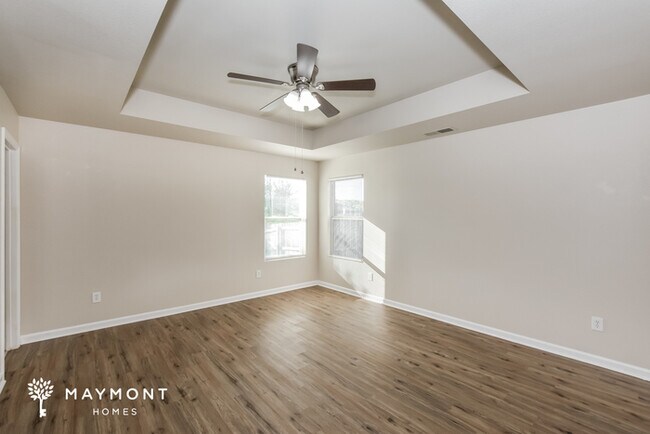 Building Photo - Beautiful 3 Bedroom Home
