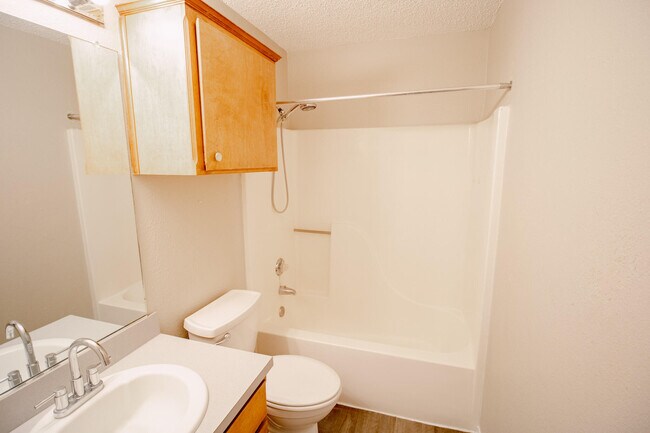 Building Photo - 5742 Dartmouth Dr