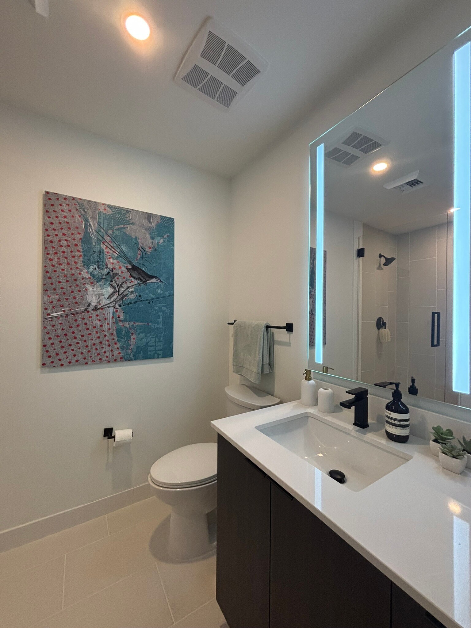 Building Photo - 138 NE 23rd St