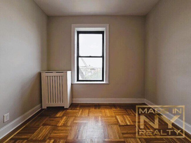 Building Photo - 1 bedroom in ASTORIA NY 11103