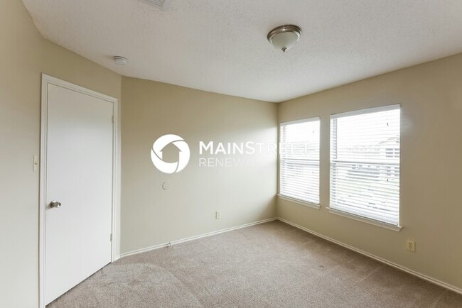 Building Photo - 7938 Bronzerock Dr