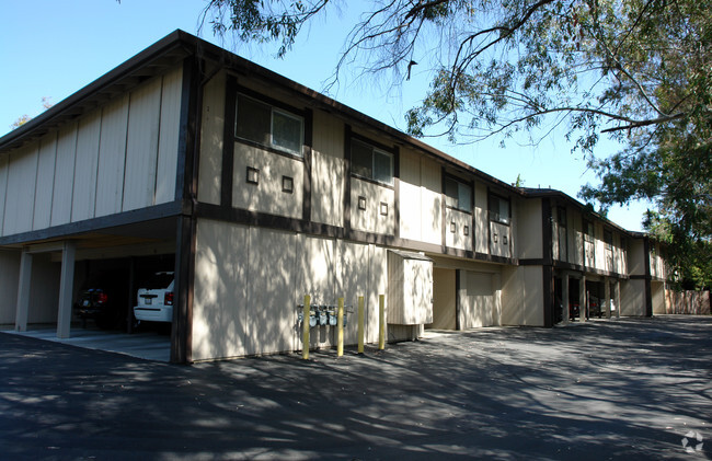 Building Photo - Mira Loma Apartments