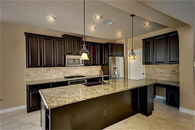 Building Photo - 126 Hearthshire Cir