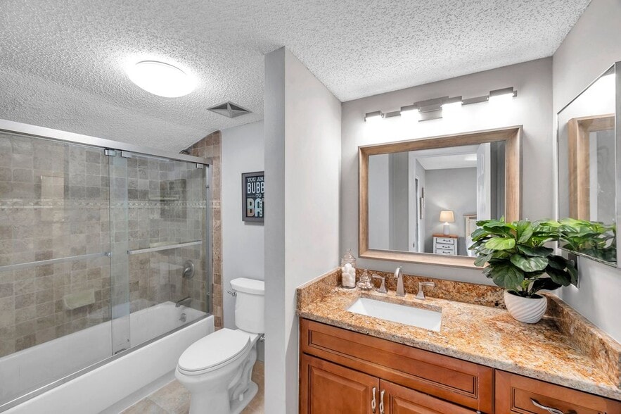 Building Photo - 6311 Newtown Cir