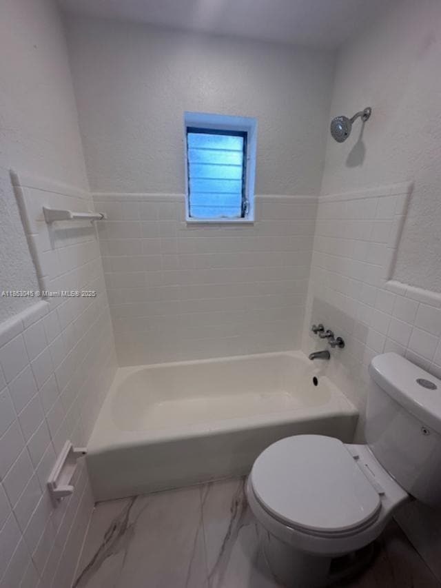 Building Photo - 4285 SW 48th Ct