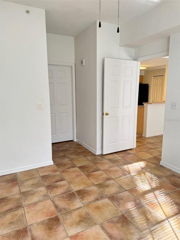 Building Photo - 10831 Windsor Walk Dr