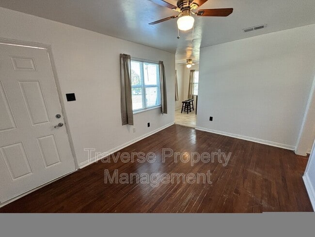 Building Photo - 2645 Canberra Ct