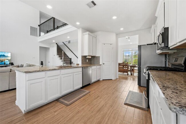 Building Photo - 9414 Camden Clf Ct