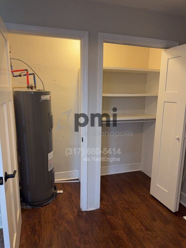 Building Photo - 1 W 28th St