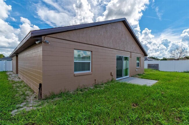 Building Photo - 166 Alameda Dr