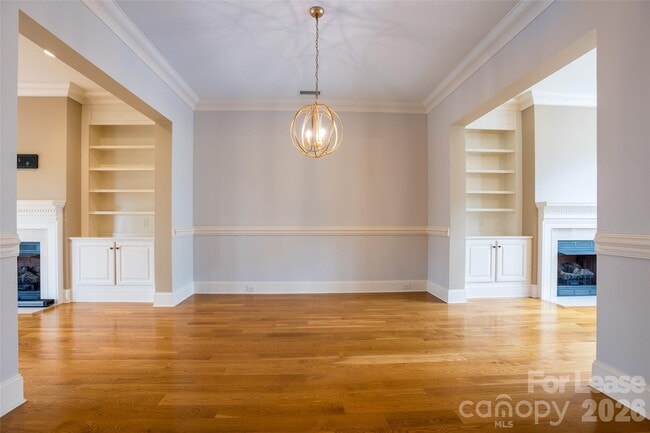 Building Photo - 1031 Oriole St