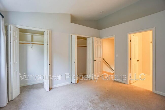 Building Photo - 8717 NE 17th St