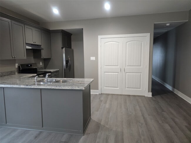 Building Photo - 3516 B Hunnicutt St