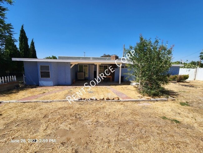 Building Photo - 4842 W Ave M-4