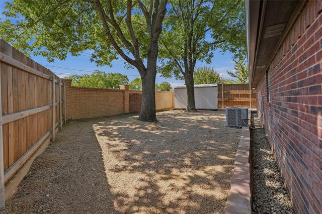 Building Photo - 1801 Callender Hill Rd