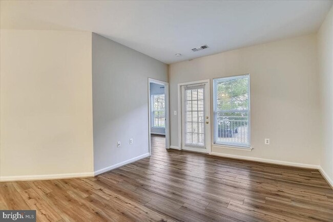 Building Photo - 2931 Deer Hollow Way