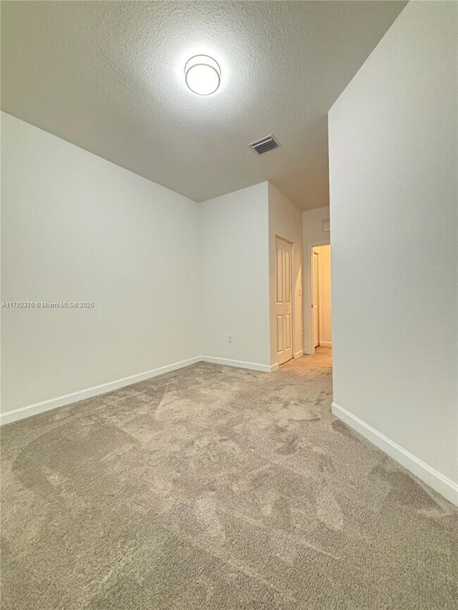 Building Photo - 25556 SW 108th Ave
