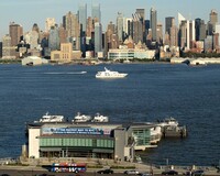 Building Photo - Hudson Luxury Rentals