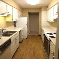 Building Photo - 540 Berlin Dr