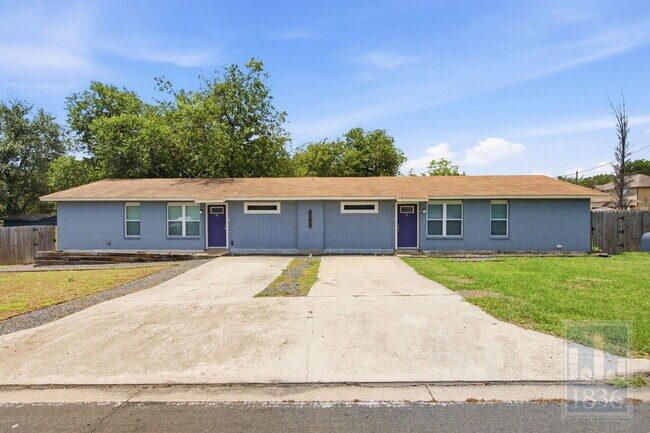 Building Photo - 1103 Booker Ave