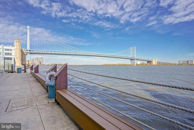 Building Photo - 3 N Christopher Columbus Blvd