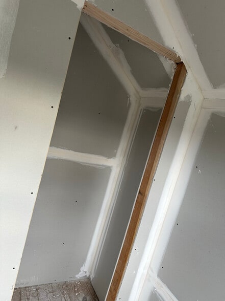 Building Photo - 952 South St