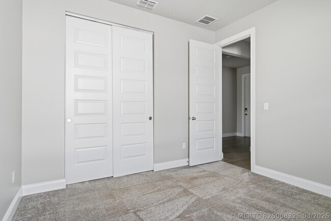 Building Photo - 8558 Dahlia Cir