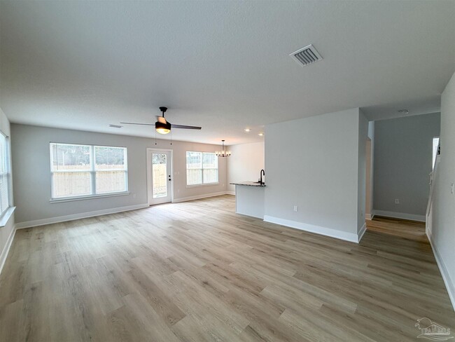 Building Photo - 8049 Westpointe Ln