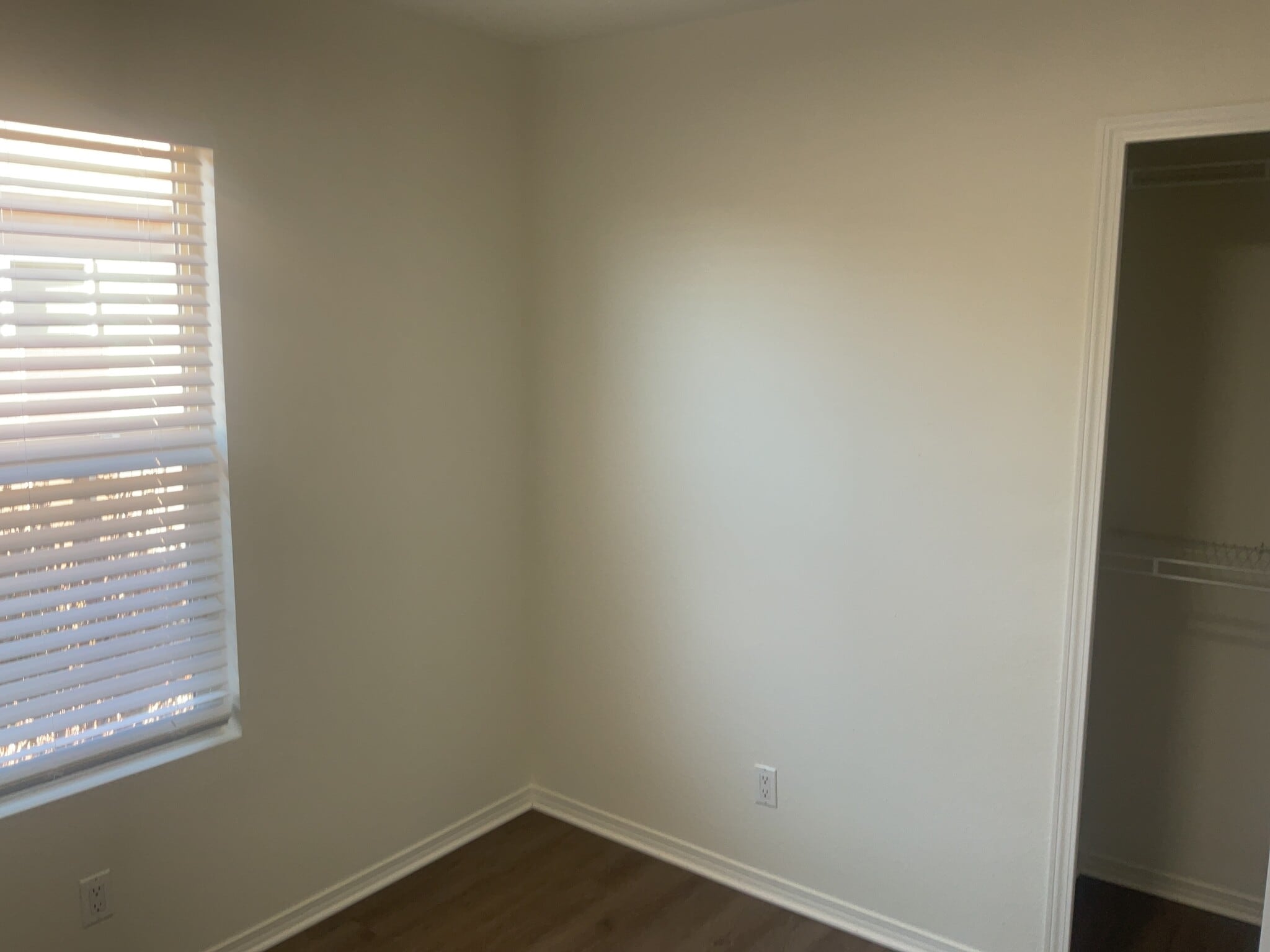 Building Photo - 1008 Desert Paintbrush Loop